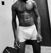 Nine Inches Bbc - Male escort in Dubai