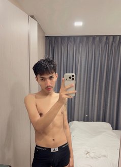 Ninenpat - masseur in Phuket Photo 6 of 6