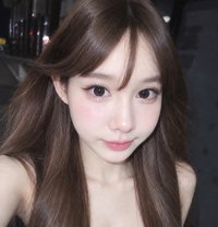 Ningning - puta in Taipei Photo 9 of 9