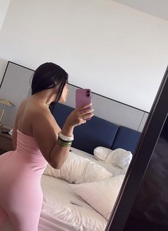 Nini K - puta in Yokosuka Photo 2 of 3