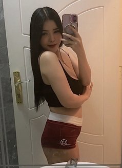 Nini - masseuse in Riyadh Photo 6 of 14