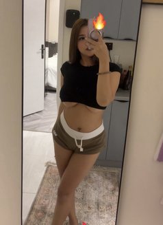 Nini - masseuse in Riyadh Photo 8 of 14