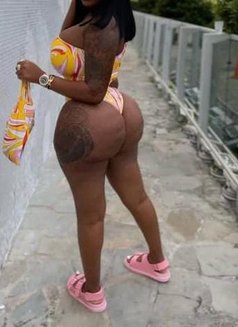 Nini - escort in Chennai Photo 2 of 4