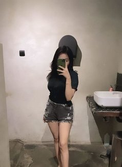 Nining Geulis - escort in Jakarta Photo 5 of 7