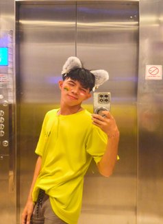 Nino Massage - Male escort in Bali Photo 5 of 6