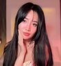 Nion - escort in Dublin Photo 1 of 12