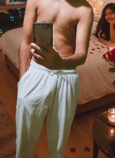 Nipu Khan - Acompañantes masculino in Dhaka Photo 1 of 1