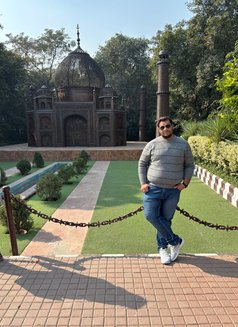 Nipun - Male adult performer in Gurgaon Photo 15 of 18