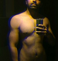 Nipun - Masajista in Mumbai
