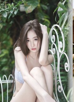 Nira - escort in Bangkok Photo 5 of 6