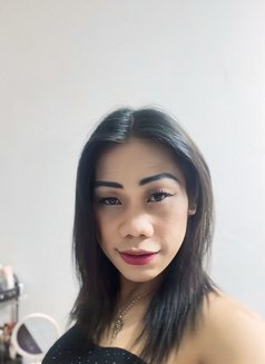 Nira - Transsexual escort in Muscat Photo 10 of 11