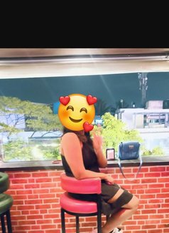 Nirjaa - puta in Bangalore Photo 2 of 2