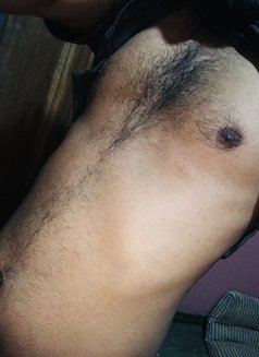 Katata ganna kemathi oni kenek msg karan - Male escort in Colombo Photo 2 of 2