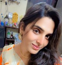 Nirusha am actor i will show you heaven - puta in Hyderabad