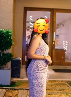 Himashi - escort in Colombo Photo 2 of 3