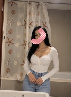 Devika Roy - escort in Gurgaon Photo 2 of 4