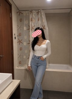 Devika Roy - escort in Gurgaon Photo 4 of 4