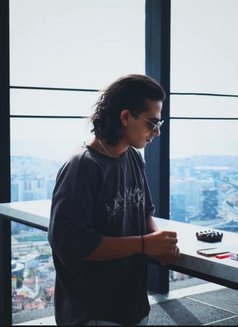 nisa - Male escort in İstanbul Photo 3 of 4