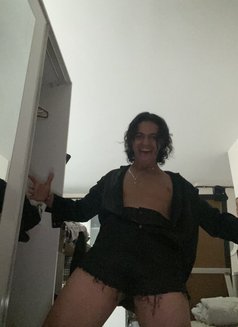 Alex - Male escort in İstanbul Photo 5 of 6