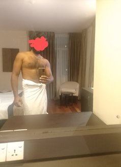 Nisal - Male escort in Colombo Photo 7 of 8