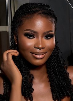 Nish - escort in Abuja Photo 2 of 2