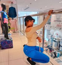 Nisha - puta in Pune