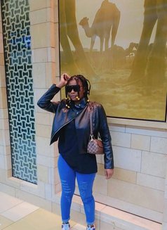 Nisha - puta in Pune Photo 5 of 6