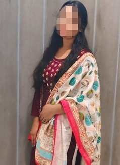 Nisha Call Girl Cam & Real Meet - escort in Hyderabad Photo 1 of 1