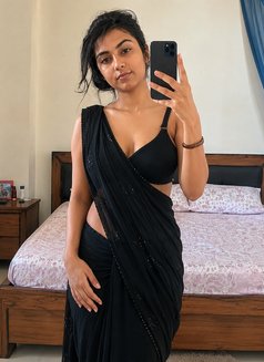 Nisha Cam and Real Meet - escort in Pune Photo 1 of 2