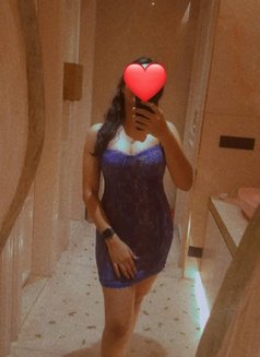 Nisha (Cam & Meet) - escort in New Delhi Photo 5 of 8