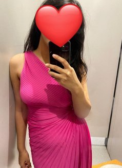 Nisha (Cam & Meet) - escort in New Delhi Photo 7 of 8