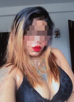 Nisha Chetry Real Meet Gf Exp - escort in Guwahati Photo 16 of 17