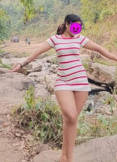 Nisha Chetry Real meet Gf Exp - puta in Guwahati Photo 4 of 26