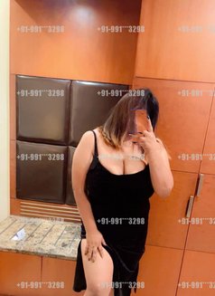 Nisha Chubby & Busty Lady - escort in New Delhi Photo 1 of 17