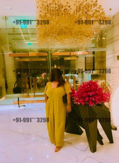 Nisha Chubby & Busty Lady - escort in New Delhi Photo 3 of 17