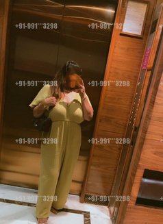 Nisha Chubby & Busty Lady - escort in New Delhi Photo 6 of 17