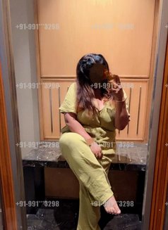 Nisha Chubby & Busty Lady - escort in New Delhi Photo 7 of 17