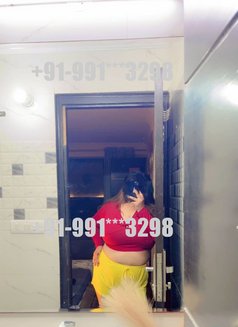 Nisha Chubby & Busty Lady - escort in New Delhi Photo 8 of 17
