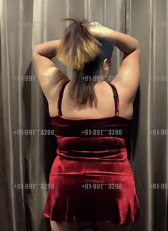 Nisha Chubby & Busty Lady - escort in New Delhi Photo 11 of 17