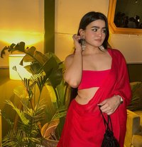 Nisha College Girl - puta in Abu Dhabi