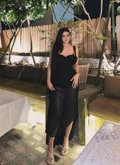 Nisha College Girl - puta in Abu Dhabi Photo 5 of 5
