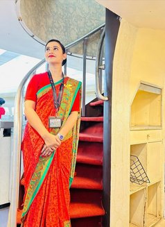 Nisha Dube - puta in Pune Photo 1 of 1