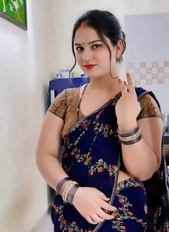 Nisha - escort in Kochi Photo 1 of 1