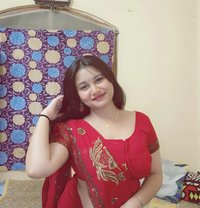 Nisha - escort in Kochi Photo 1 of 10