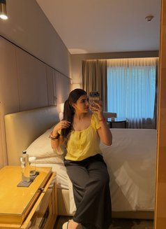Nisha Escort Service Available - escort in Mumbai Photo 1 of 2