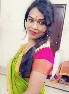 Nisha shemale - Transsexual escort in Hyderabad Photo 2 of 4