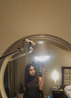 Nisha - Transsexual escort in Pune Photo 3 of 12