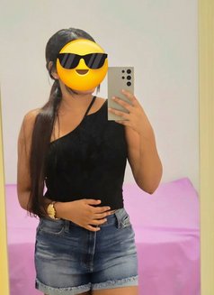 Nisha independent meeting and camsho - puta in Bangalore Photo 1 of 13