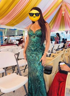 Nisha independent meeting and camsho - puta in Bangalore Photo 2 of 13