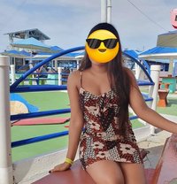 Nisha independent meeting and camsho - escort in Bangalore